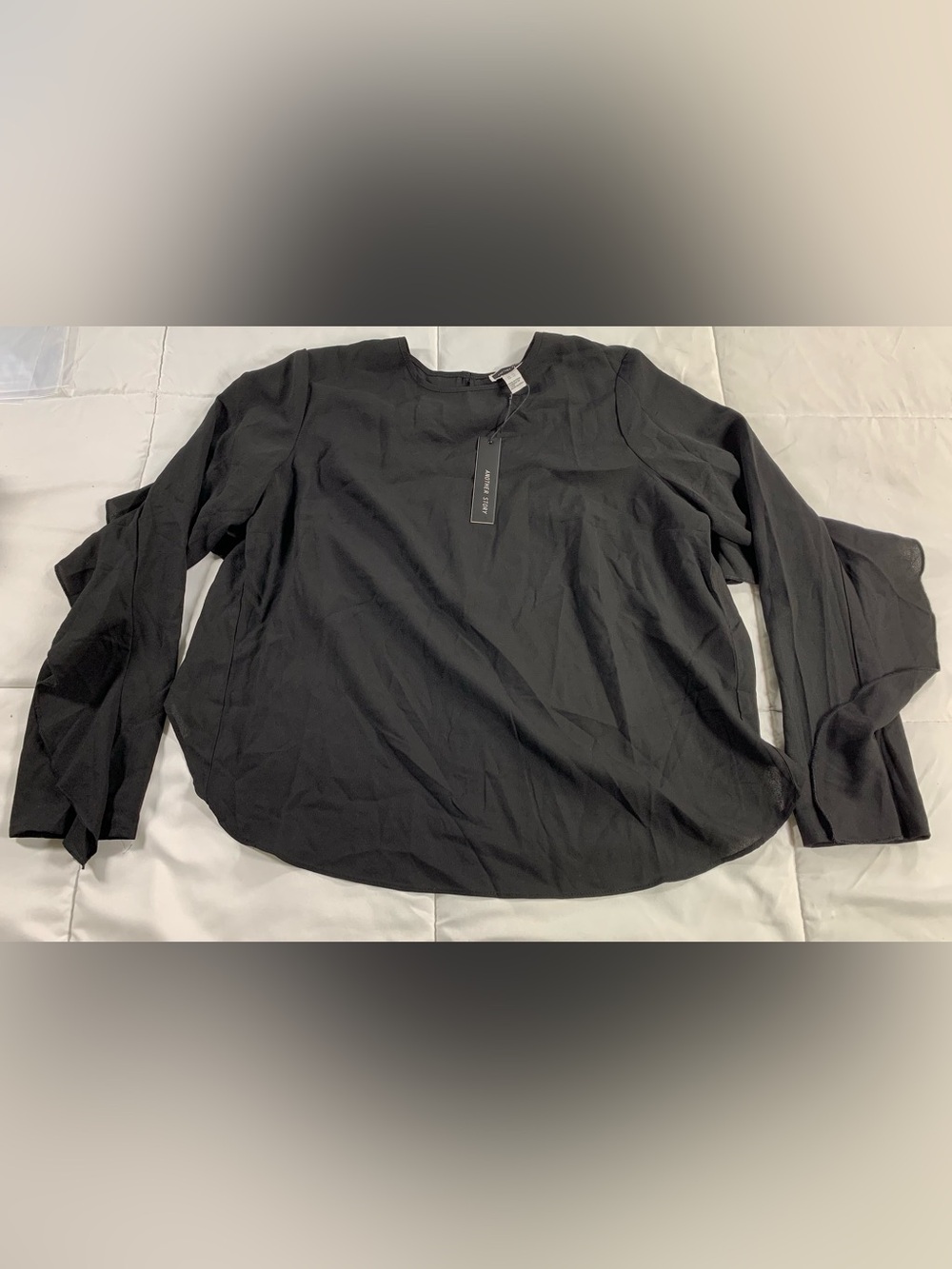 New Another Story backless long sleeve shirt size XL